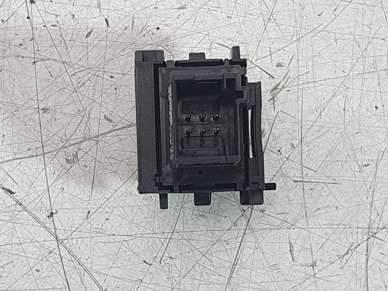 Recambio de inyector para citroën c4 x e-shine referencia OEM IAM 98266281ZD  