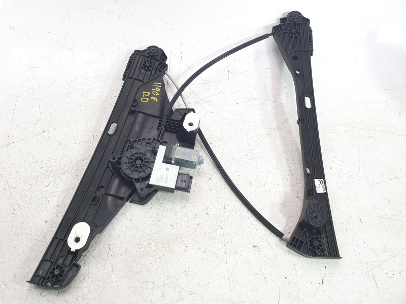 Recambio de elevalunas delantero derecho para citroën c4 x e-shine referencia OEM IAM 9832821580  