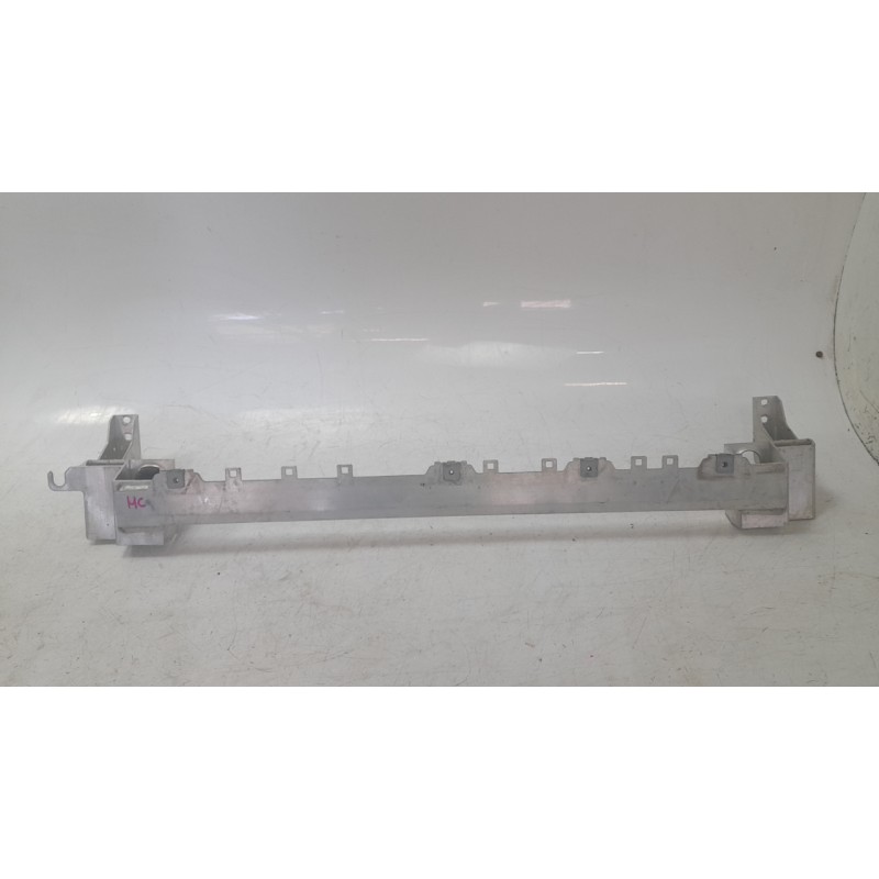 Recambio de travesaño inferior para mercedes-benz b-klasse (bm 247) b 200 d referencia OEM IAM A1776204500  