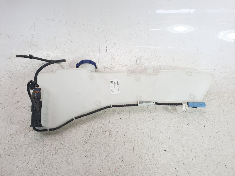 Recambio de deposito limpia para citroën c4 x e-shine referencia OEM IAM 9833870480  