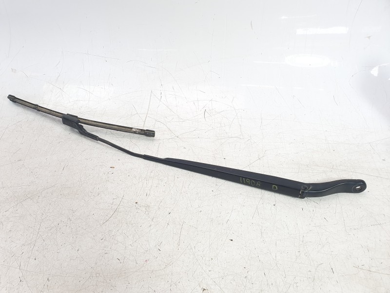 Recambio de brazo limpia delantero derecho para citroën c4 x e-shine referencia OEM IAM 1640637280  