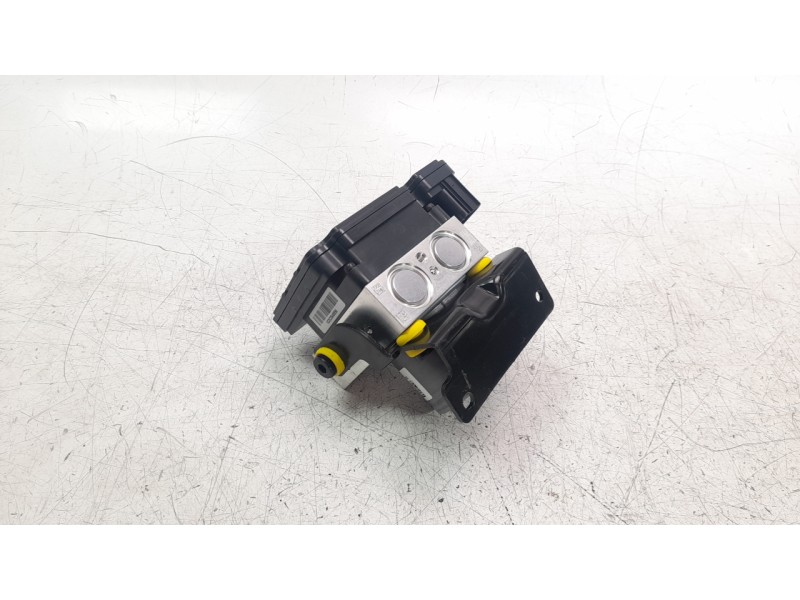 Recambio de abs para ssangyong rexton limited 4x4 referencia OEM IAM 4892036300 4892036010 