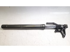 Recambio de amortiguador delantero derecho para triumph street triple 765 rs street triple 765 rs referencia OEM IAM T2041654   2