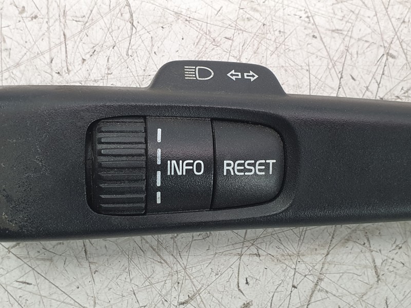 Recambio de mando intermitentes para volvo v60 i (155) d3 / d4 referencia OEM IAM 31264162  