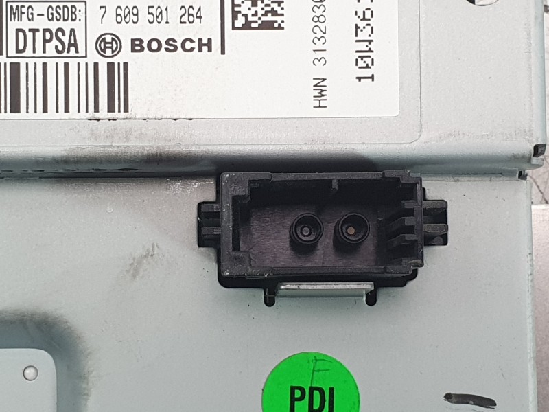 Recambio de pantalla multifuncion para volvo v60 i (155) d3 / d4 referencia OEM IAM 31328307 7609501264 