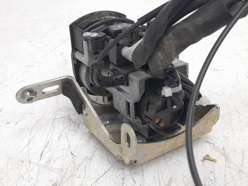 Recambio de conmutador de arranque para yamaha x-max 125 referencia OEM IAM B9YH25010000  