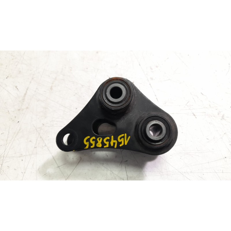 Recambio de bieleta estabilizadora trasera derecha para triumph street triple 765 rs street triple 765 rs referencia OEM IAM T20