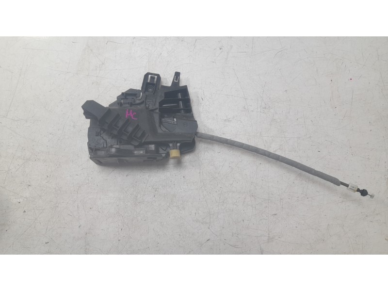 Recambio de cerradura puerta trasera derecha para mercedes-benz b-klasse (bm 247) b 200 d referencia OEM IAM 0997303301  