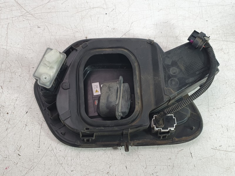 Recambio de tapa exterior combustible para opel corsa f (p2jo) corsa-e (68) referencia OEM IAM 9829332380  