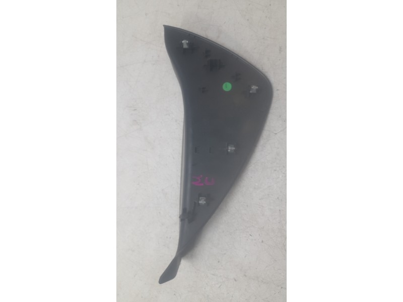 Recambio de moldura para mercedes-benz b-klasse (bm 247) b 200 d referencia OEM IAM A2476891000  