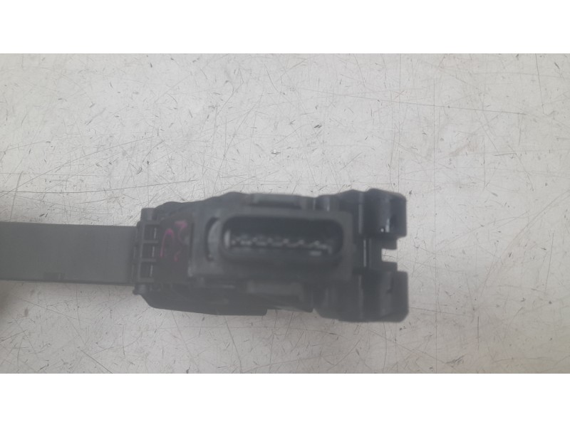 Recambio de potenciometro pedal para mercedes-benz b-klasse (bm 247) b 200 d referencia OEM IAM A1773001900  