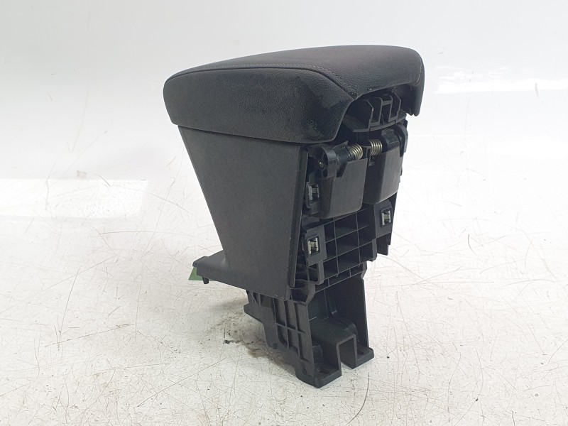 Recambio de apoyabrazos central para opel corsa f (p2jo) corsa-e (68) referencia OEM IAM 98295340ZD  