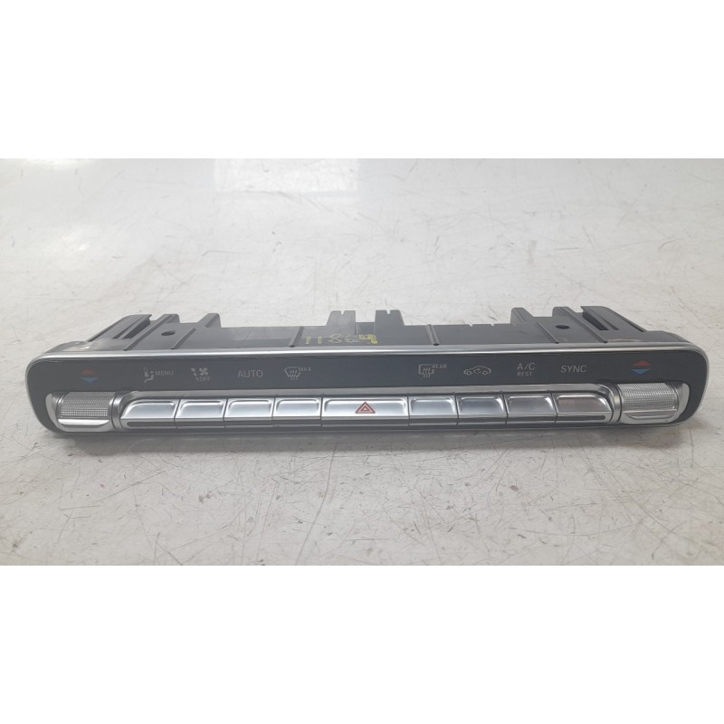 Recambio de mando climatizador para mercedes-benz b-klasse (bm 247) b 200 d referencia OEM IAM 2479056703  