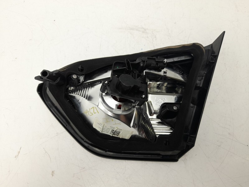 Recambio de piloto trasero izquierdo interior para opel crossland x / crossland (p17, p2qo) 1.2 (75) referencia OEM IAM 39235953
