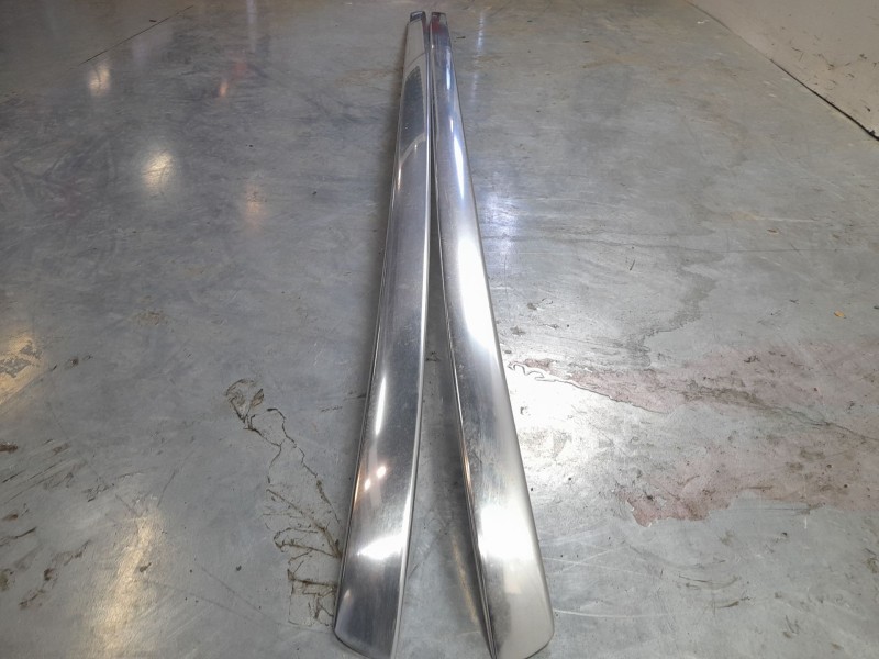 Recambio de barras techo para opel grandland / grandland x (a18, p1uo) 1.2 (75) referencia OEM IAM YP000150VV  