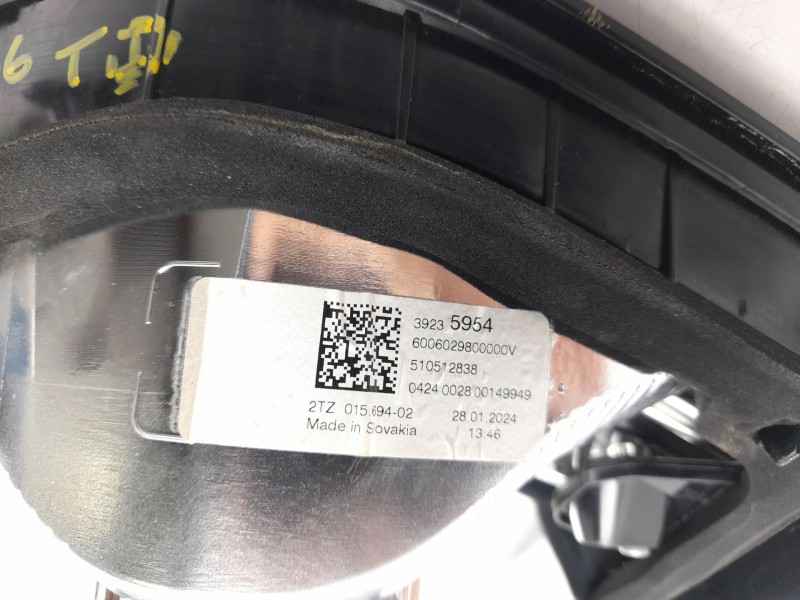 Recambio de piloto trasero derecho interior para opel crossland x / crossland (p17, p2qo) 1.2 (75) referencia OEM IAM 39235954  