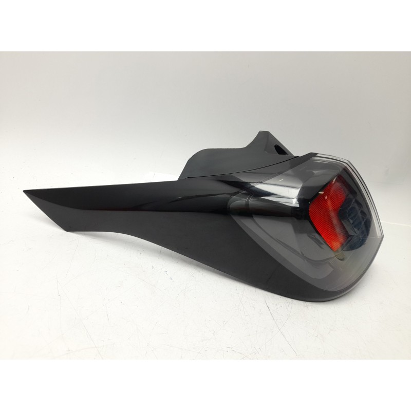 Recambio de piloto trasero izquierdo para opel crossland x / crossland (p17, p2qo) 1.2 (75) referencia OEM IAM YQ00766980  