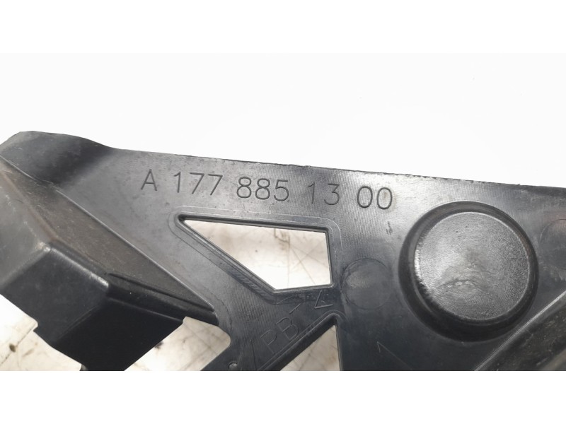 Recambio de moldura para mercedes-benz clase a (bm 177) a 200 (177.087) referencia OEM IAM A1778851300  