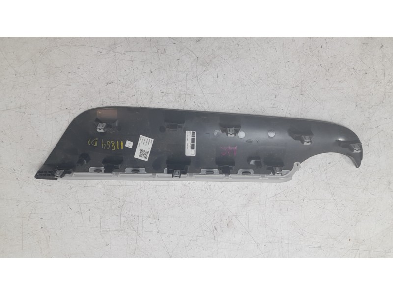 Recambio de moldura para mercedes-benz b-klasse (bm 247) b 200 d referencia OEM IAM A2476803504  