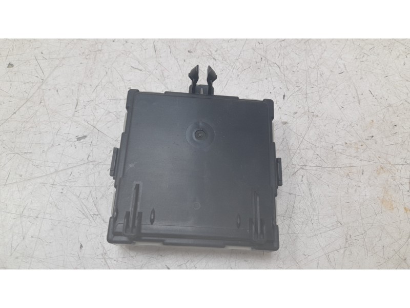 Recambio de modulo electronico para mercedes-benz b-klasse (bm 247) b 200 d referencia OEM IAM A1779005509  