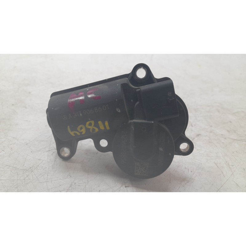 Recambio de caja reles / fusibles para mercedes-benz b-klasse (bm 247) b 200 d referencia OEM IAM A2139068601 21256022856 