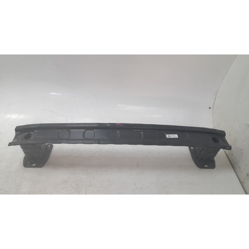 Recambio de refuerzo paragolpes trasero para mercedes-benz b-klasse (bm 247) b 200 d referencia OEM IAM A1776105300  