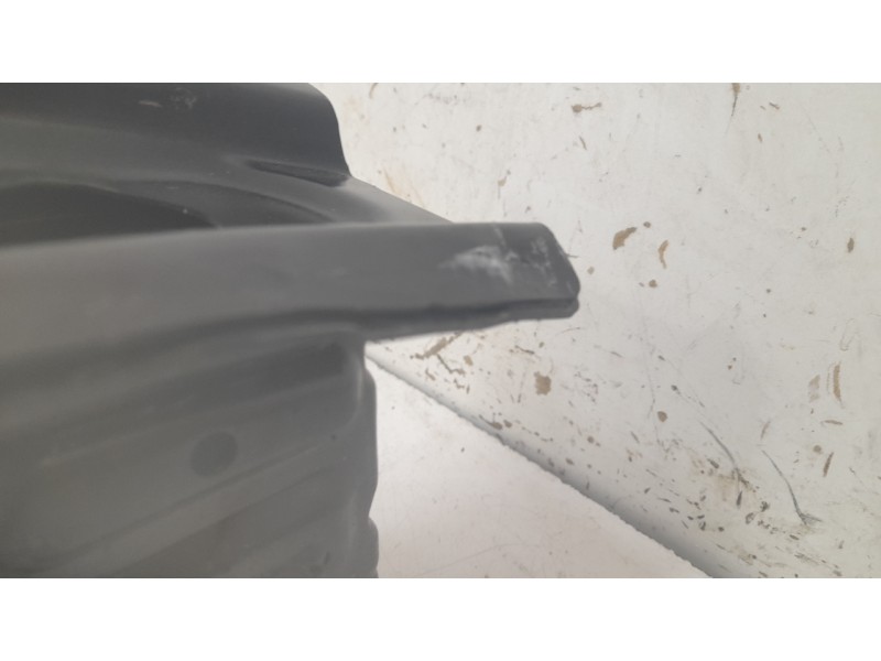 Recambio de refuerzo paragolpes trasero para mercedes-benz b-klasse (bm 247) b 200 d referencia OEM IAM A1776105300  
