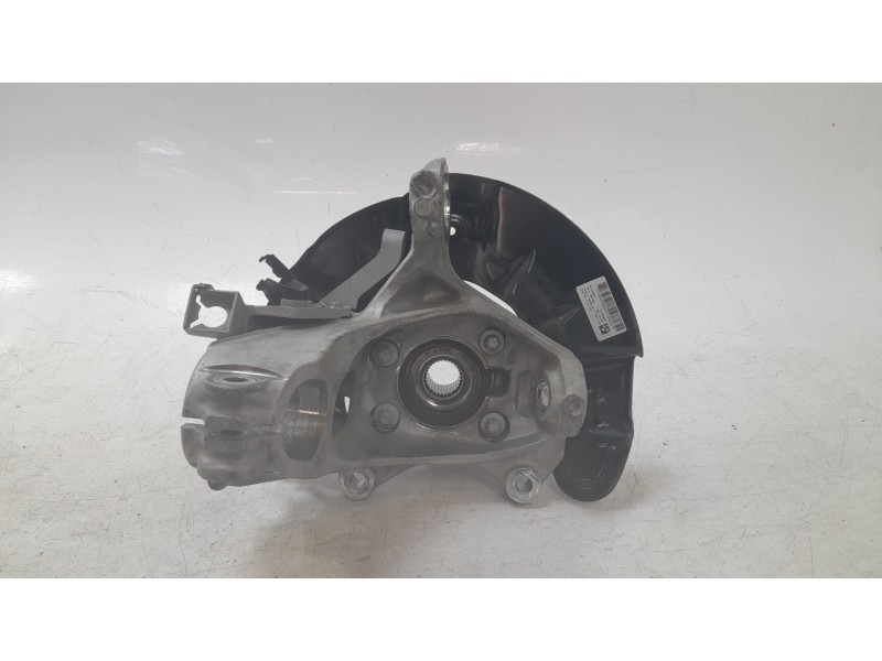 Recambio de mangueta delantera derecha para mercedes-benz eqb (x243) eqb 250+ (243.602) referencia OEM IAM 2473320200  