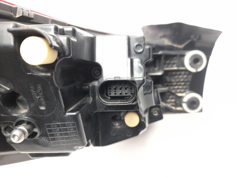 Recambio de piloto trasero derecho para seat leon (kl1, klg) 1.0 tsi referencia OEM IAM 5FA945208C  