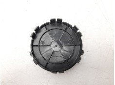 Recambio de tapacubos para mercedes-benz clase c (w206) c 200 d (206.003) referencia OEM IAM A2224002200   2