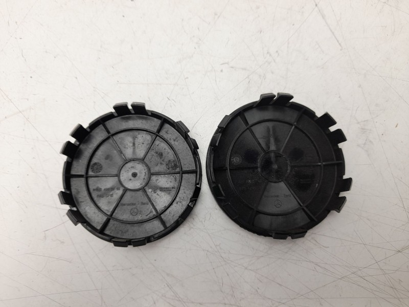 Recambio de tapacubos para mercedes-benz clase cla (w117) cla 200 cdi (117.308) referencia OEM IAM A2224002200  