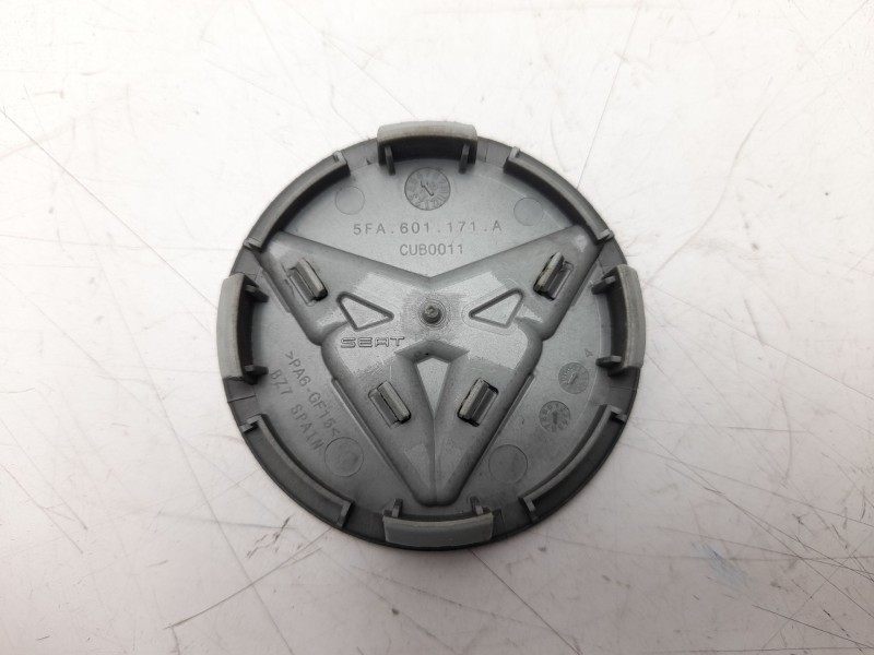 Recambio de tapacubos para cupra formentor (km7, kmp) 1.5 tsi referencia OEM IAM 5FA601171A  
