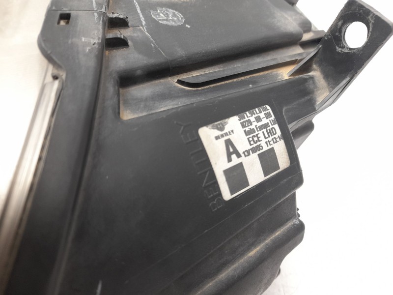 Recambio de faro derecho para bentley continental flying spur (3w_) 6.0 referencia OEM IAM 3W1941015H  
