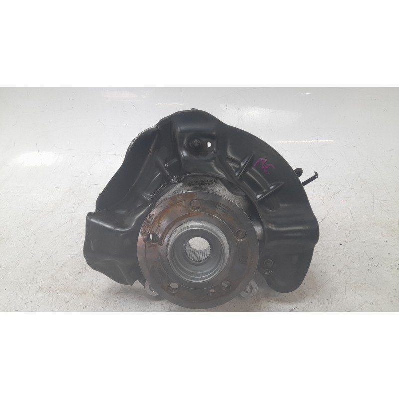 Recambio de mangueta delantera derecha para mercedes-benz b-klasse (bm 247) b 200 d referencia OEM IAM 2473320800  