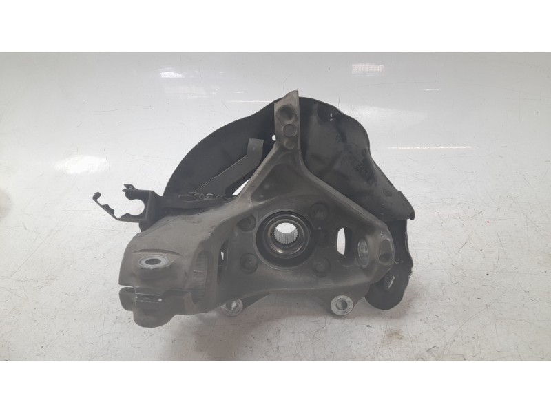 Recambio de mangueta delantera derecha para mercedes-benz b-klasse (bm 247) b 200 d referencia OEM IAM 2473320800  
