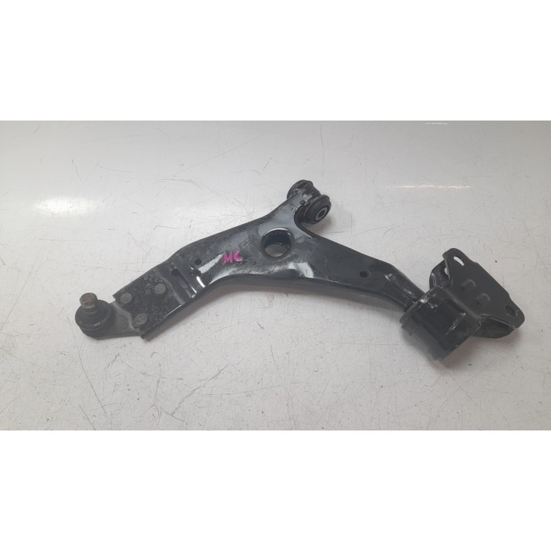 Recambio de brazo suspension inferior delantero izquierdo para ford kuga ii (dm2) 1.5 tdci referencia OEM IAM 1793237  