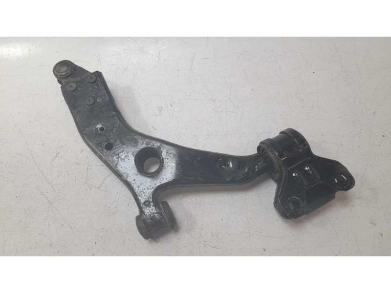 Recambio de brazo suspension inferior delantero izquierdo para ford kuga ii (dm2) 1.5 tdci referencia OEM IAM 1793237  