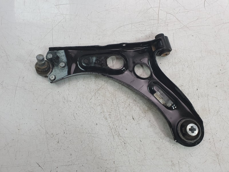 Recambio de brazo suspension inferior delantero izquierdo para opel corsa f (p2jo) corsa-e (68) referencia OEM IAM 9857903080  