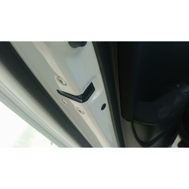 Recambio de cerradura puerta trasera izquierda para kia ceed (cd) 1.0 t-gdi referencia OEM IAM   