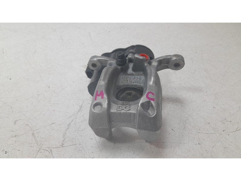 Recambio de pinza de freno trasera izquierda para mercedes-benz b-klasse (bm 247) b 200 d referencia OEM IAM 2474231900  HZTME08