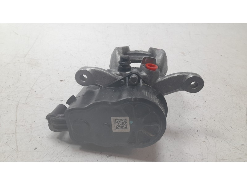 Recambio de pinza de freno trasera derecha para mercedes-benz b-klasse (bm 247) b 200 d referencia OEM IAM 2474232000  HZTME088