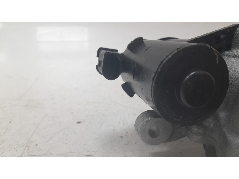 Recambio de pinza de freno trasera derecha para mercedes-benz b-klasse (bm 247) b 200 d referencia OEM IAM 2474232000  HZTME088