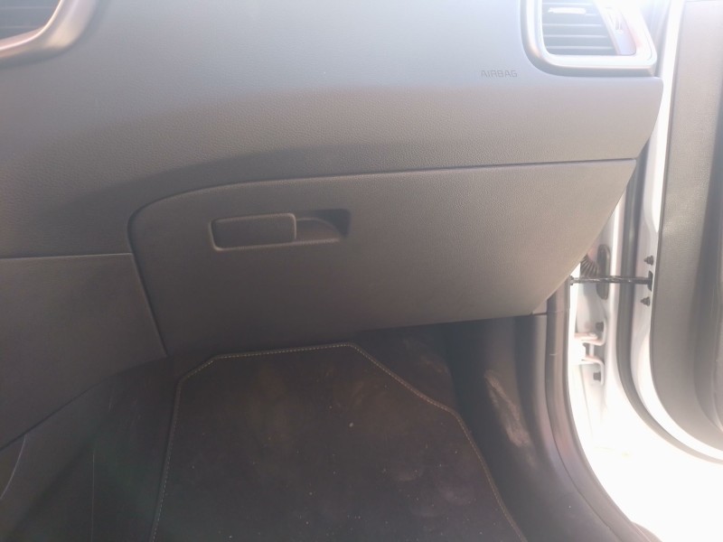 Recambio de guantera para kia ceed (cd) 1.0 t-gdi referencia OEM IAM   