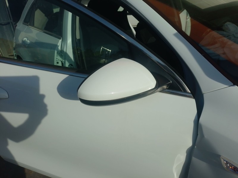 Recambio de retrovisor derecho para kia ceed (cd) 1.0 t-gdi referencia OEM IAM   