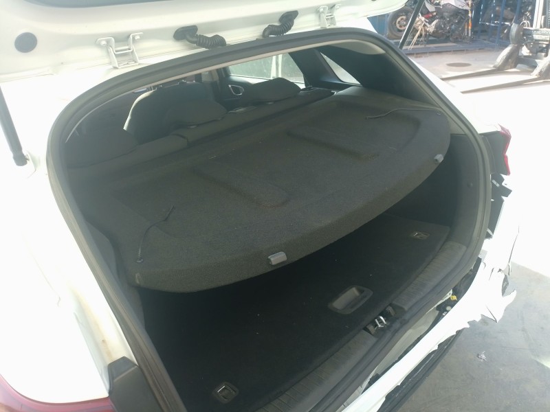 Recambio de bandeja trasera para kia ceed (cd) 1.0 t-gdi referencia OEM IAM   