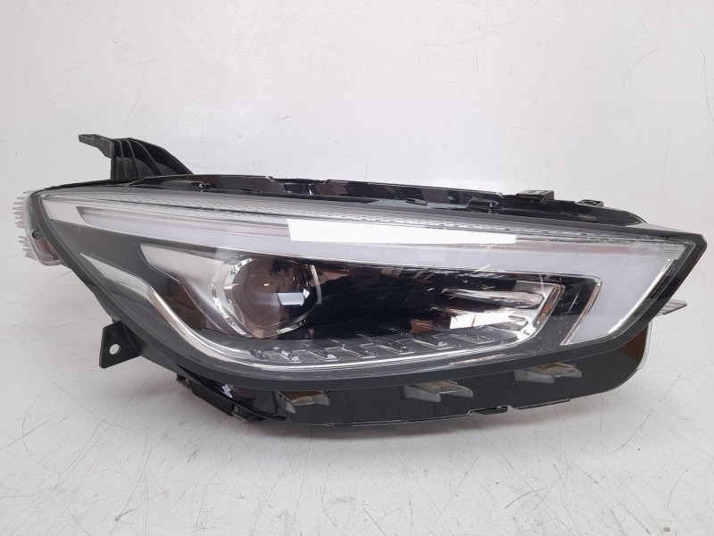 Recambio de faro derecho para mg zs suv (azs1) 1.5 vti referencia OEM IAM   
