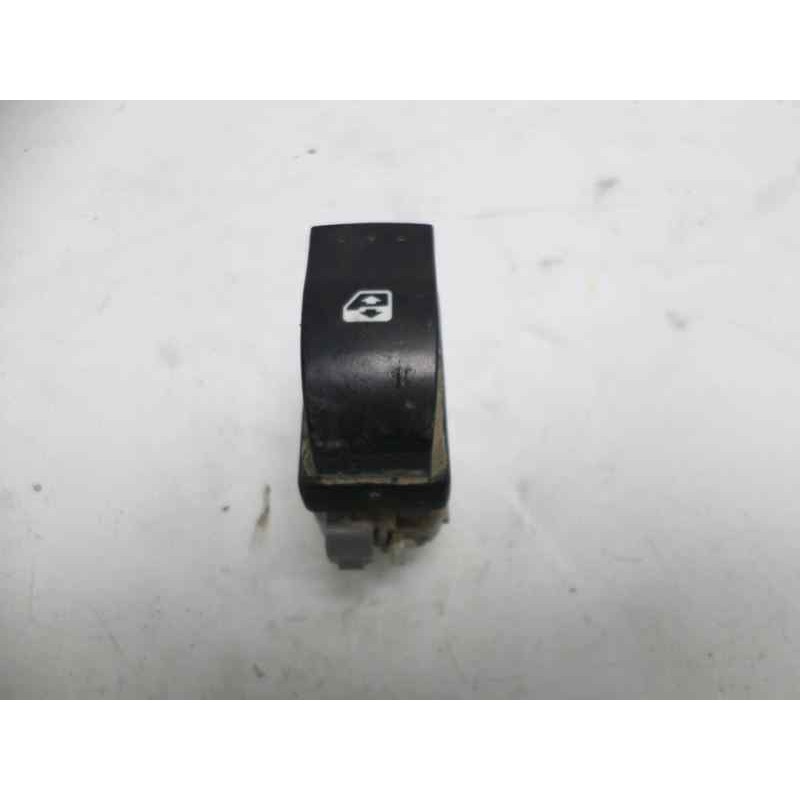 Recambio de mando elevalunas trasero derecho para renault megane ii berlina 5p authentique referencia OEM IAM   