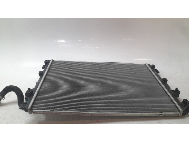Recambio de radiador agua para kia niro ii (sg2) ev referencia OEM IAM 253L0AO200  