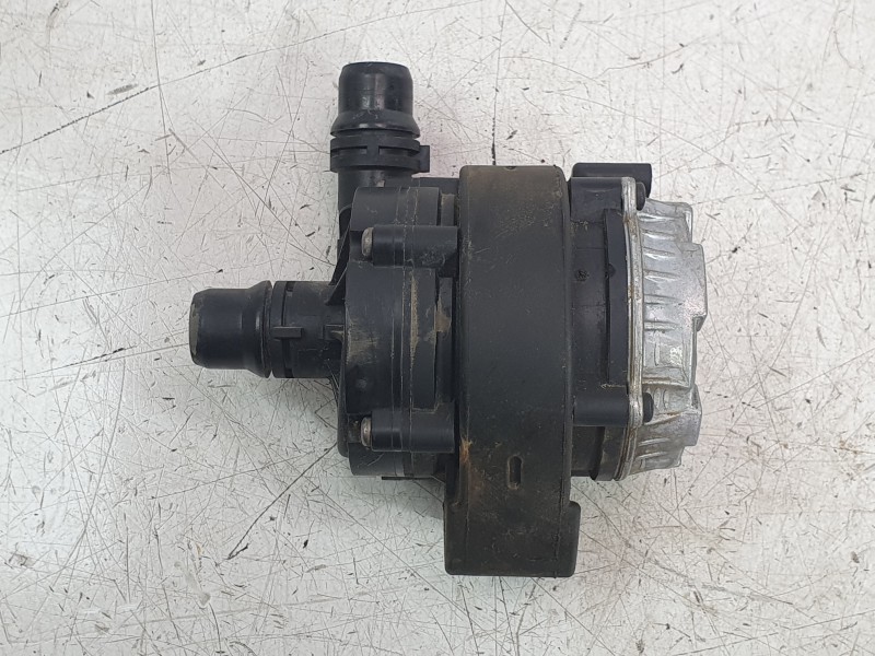 Recambio de bomba agua para opel corsa f (p2jo) corsa-e (68) referencia OEM IAM 9827567880 0392024023 