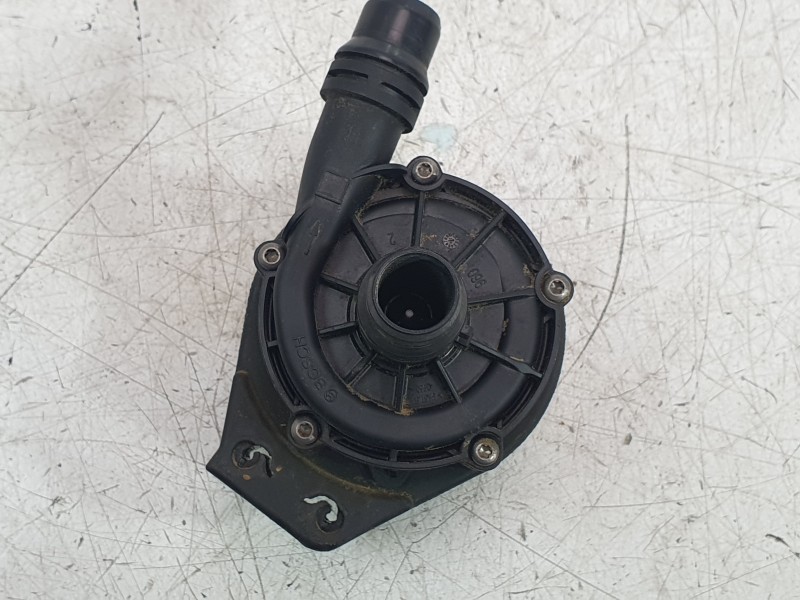 Recambio de bomba agua para opel corsa f (p2jo) corsa-e (68) referencia OEM IAM 9827567880 0392024023 